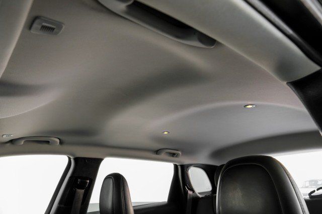 Used 2019 Jeep Cherokee Limited AWD/4WD image 28