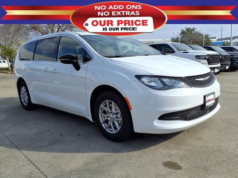 New 2026 Chrysler Voyager LX image 1