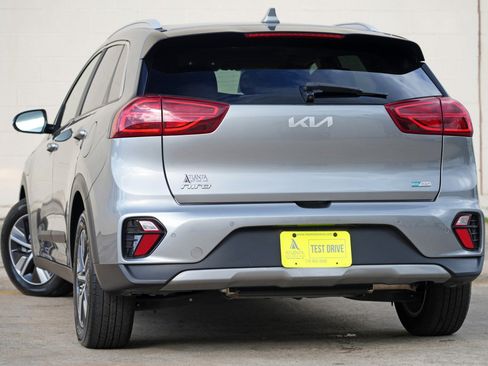 Used 2022 Kia Niro EX Premium FWD image 5