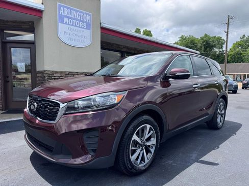 Used 2020 Kia Sorento FWD V6 image 2