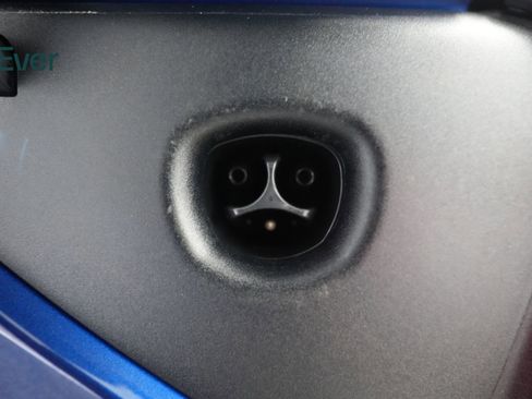 Used 2025 Tesla Model 3 Long Range RWD image 10