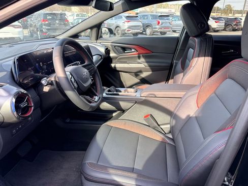 New 2026 Chevrolet Equinox EV RS FWD image 18