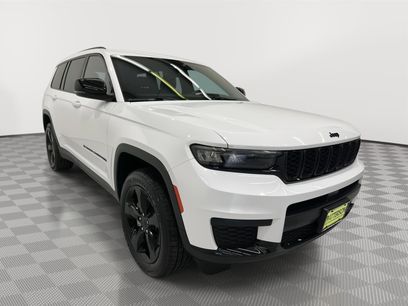 Used 2023 Jeep Grand Cherokee L Laredo