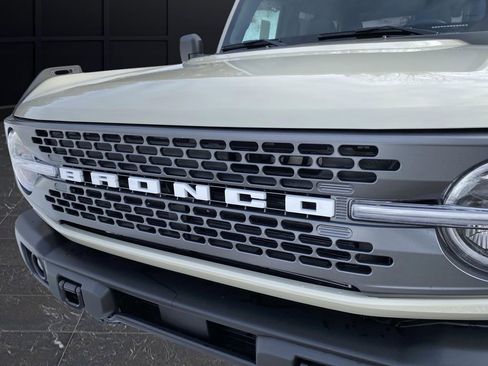 New 2025 Ford Bronco Badlands w/ Sasquatch Package image 50