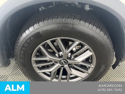 Used 2024 Nissan Rogue S FWD image 15