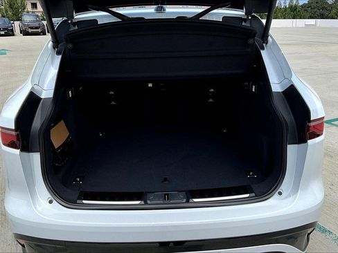 New 2026 Jaguar F-PACE R-Dynamic S image 10