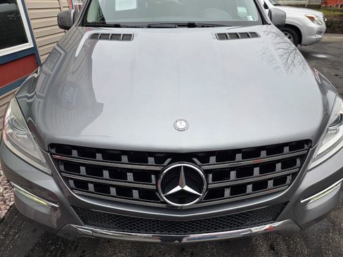 Used 2012 Mercedes-Benz ML 350 BlueTEC 4MATIC image 11