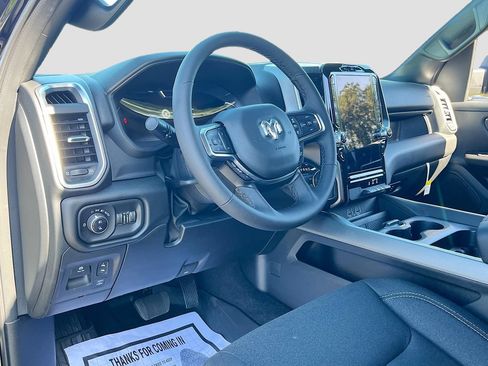 New 2026 RAM 1500 Big Horn AWD/4WD image 9