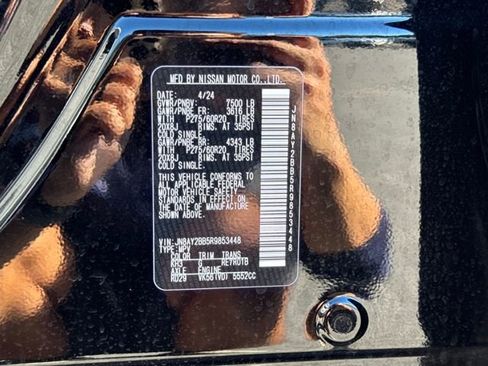 Used 2024 Nissan Armada SL w/ Captain's Chairs Package image 30