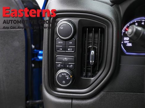 Used 2022 Chevrolet Silverado 1500 Custom image 13