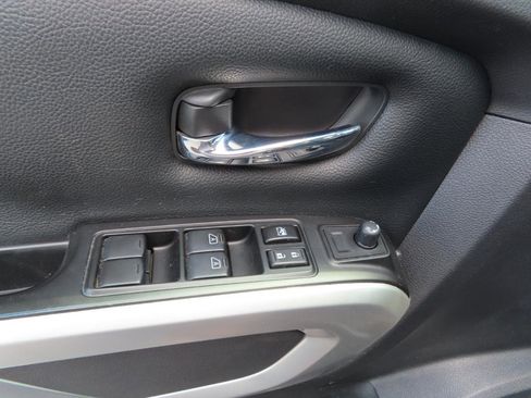 Used 2019 Nissan Titan PRO-4X w/ Pro-4x Convenience Package AWD/4WD image 28