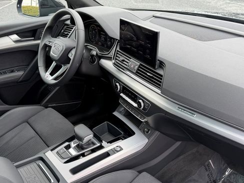 Certified 2024 Audi Q5 e Prestige w/ Prestige Package image 14