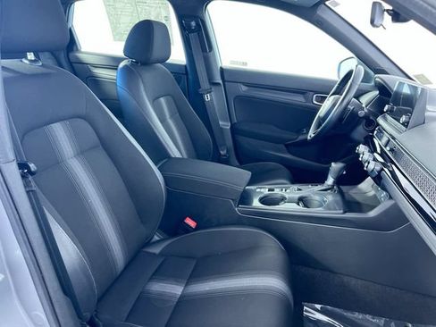 Used 2023 Honda Civic Sport image 28