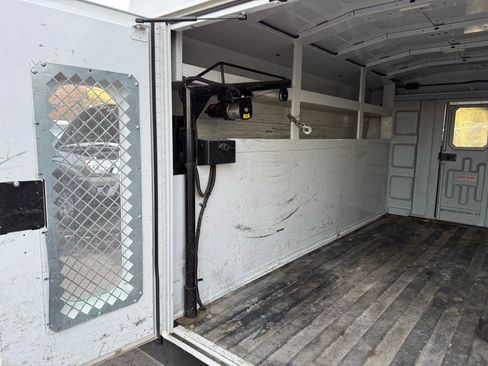 Used 2019 Ford Transit 350 350 Cutaway Van 2D w/ Interior Upgrade Package image 17