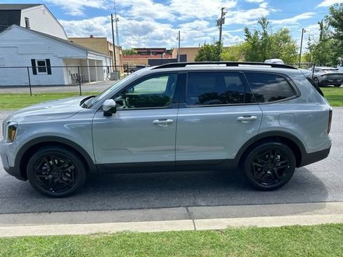 Certified 2025 Kia Telluride SX Prestige X-Line AWD/4WD image 3