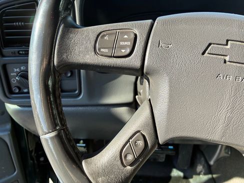 Used 2005 Chevrolet Silverado 2500 LS w/ Skid Plate Package image 17