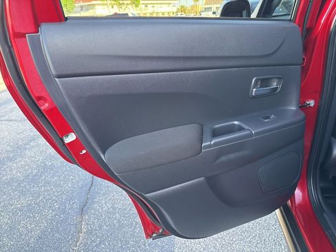 Used 2022 Mitsubishi Outlander Sport ES AWD/4WD image 28