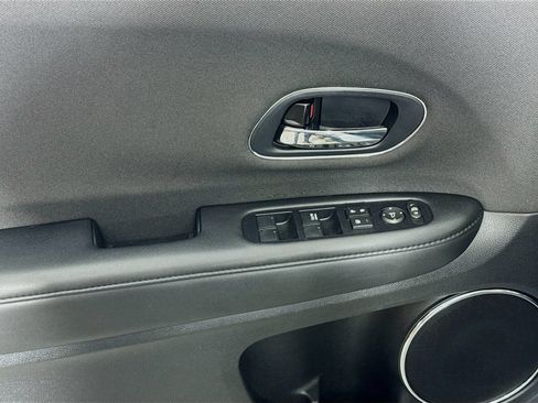 Used 2020 Honda HR-V EX image 21
