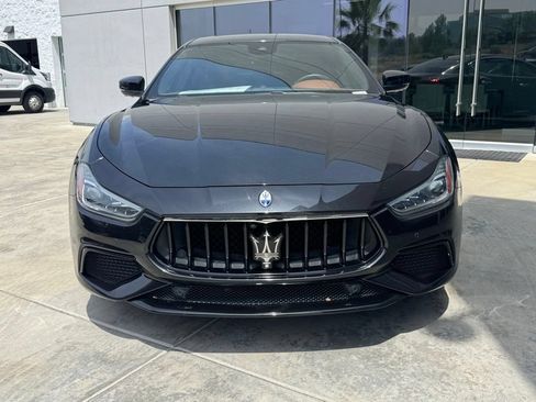 Certified 2023 Maserati Ghibli Modena Q4 AWD/4WD image 3