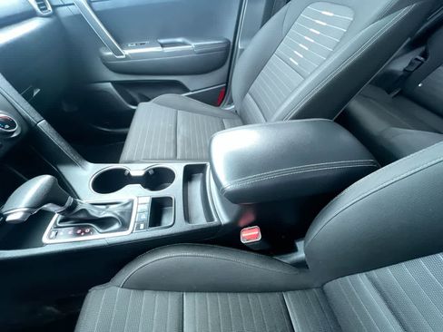 Used 2018 Kia Sportage LX image 21