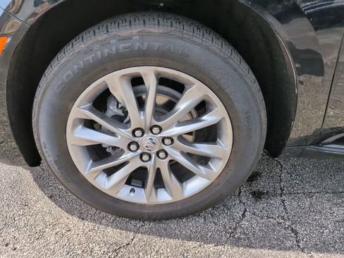 Certified 2023 Buick Enclave Avenir w/ Avenir Technology Package image 12