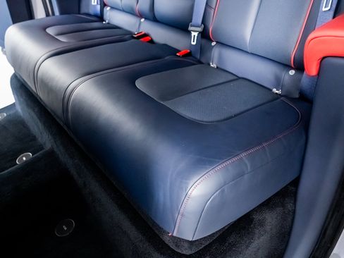 Used 2023 Rolls-Royce Cullinan image 34