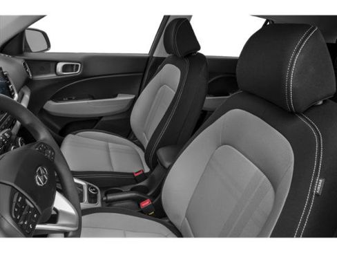 Used 2022 Hyundai Venue SEL image 12