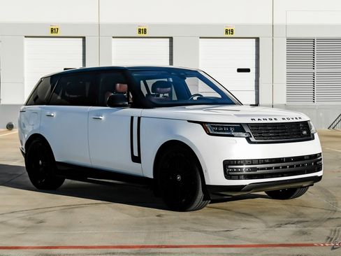 Used 2023 Land Rover Range Rover Long Wheelbase Autobiography image 19