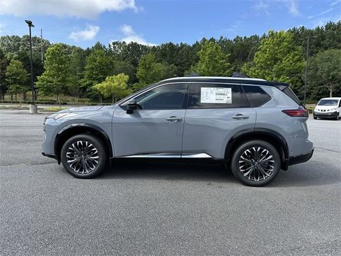 New 2025 Nissan Rogue Platinum w/ Platinum Premium Package image 5