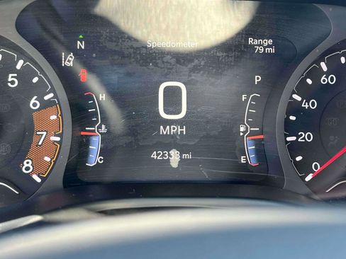 Used 2025 Jeep Compass Limited AWD/4WD image 16