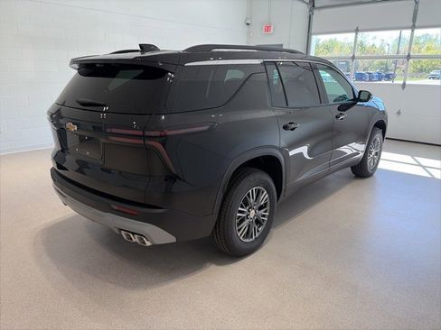 New 2026 Chevrolet Traverse LT w/ Driver Confidence Package image 6