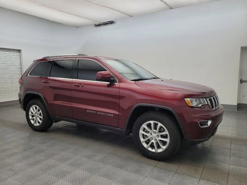 Used 2021 Jeep Grand Cherokee Laredo image 11