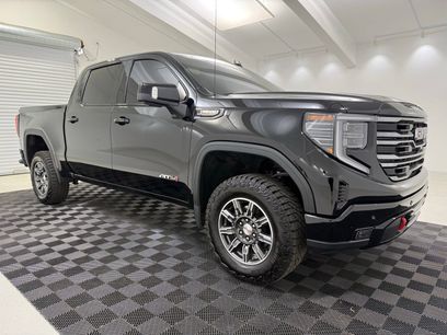 Used 2025 GMC Sierra 1500 AT4