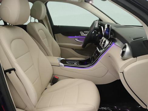 Certified 2022 Mercedes-Benz GLC 300 image 28