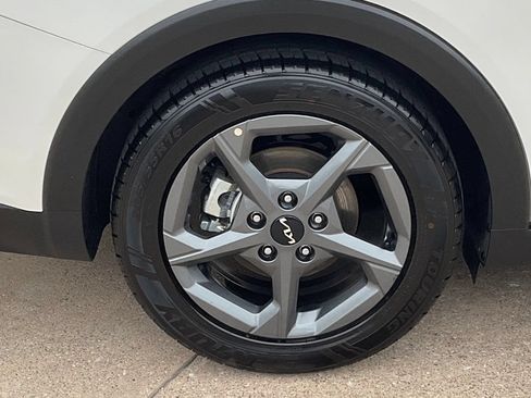 Used 2025 Kia K4 FWD image 7