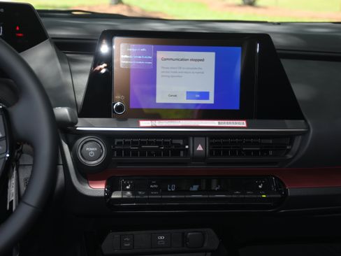New 2026 Toyota Prius Plug-In Hybrid FWD image 9