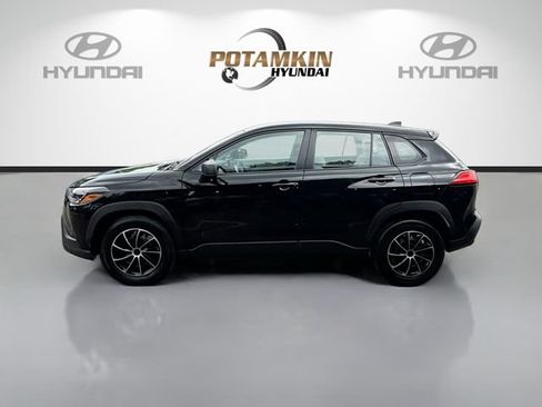 Used 2022 Toyota Corolla Cross L FWD image 8