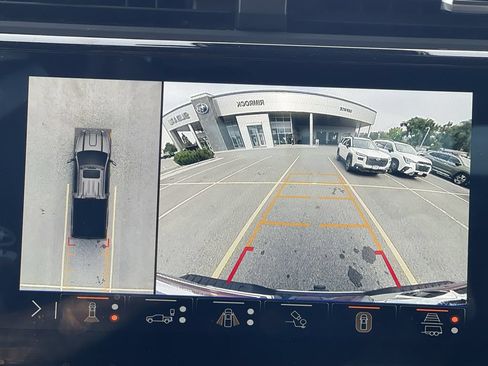 Used 2024 GMC Sierra 2500 Denali AWD/4WD image 36