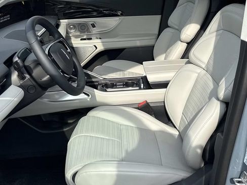 New 2026 Lincoln Nautilus Reserve AWD/4WD image 25