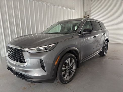 Certified 2024 INFINITI QX60 Luxe image 3