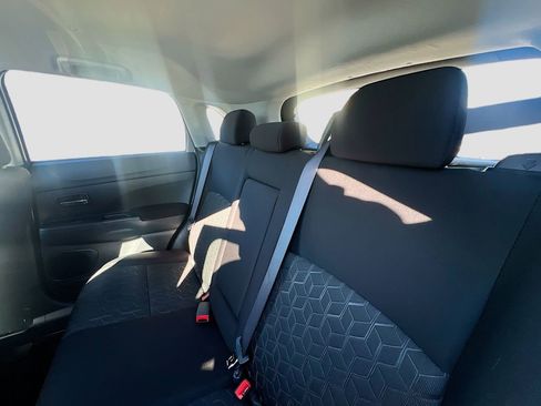 Used 2025 Mitsubishi Outlander Sport ES image 24