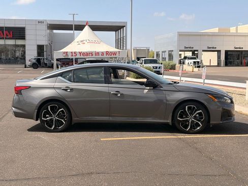Certified 2025 Nissan Altima 2.5 SR FWD image 7