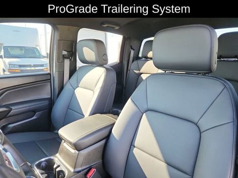 Used 2024 GMC Canyon Elevation w/ Elevation Premium Package RWD image 23