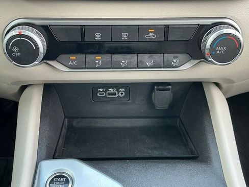 Used 2025 Nissan Altima 2.5 SV FWD image 23