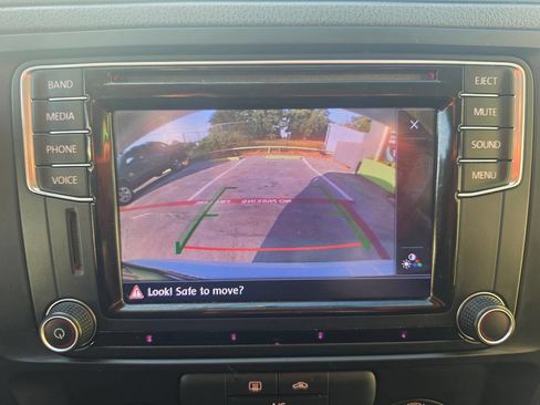 Used 2016 Volkswagen Jetta S FWD image 38