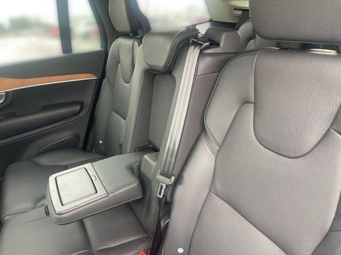 Used 2024 Volvo XC90 B6 Plus AWD/4WD image 37