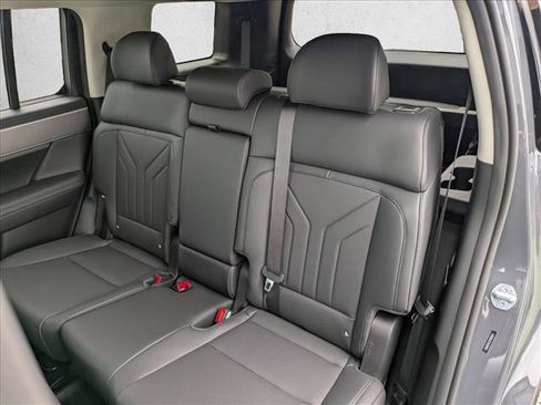 New 2026 Hyundai Santa Fe SEL FWD image 17