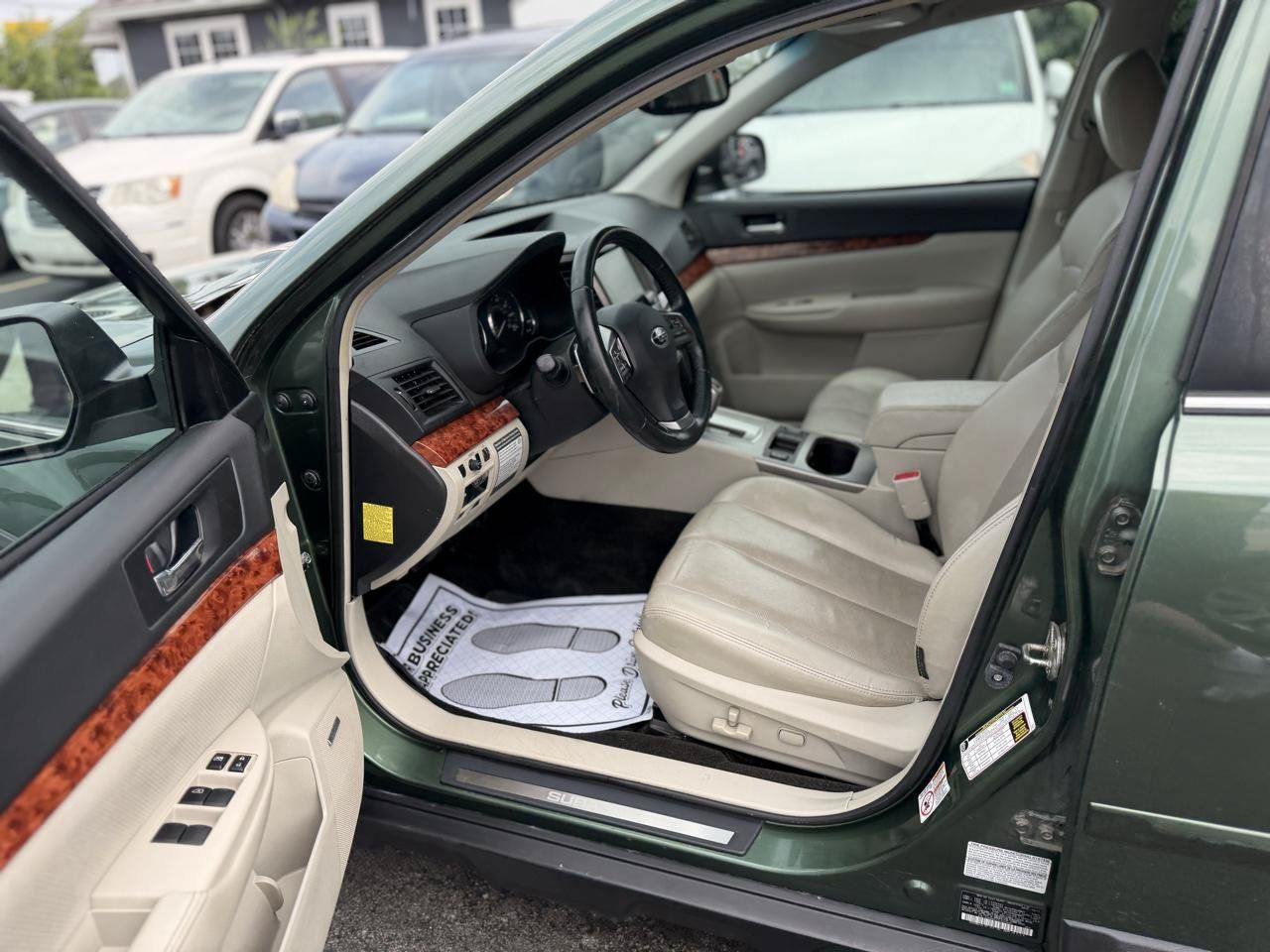 Used 2012 Subaru Outback 3.6R Limited AWD/4WD image 18