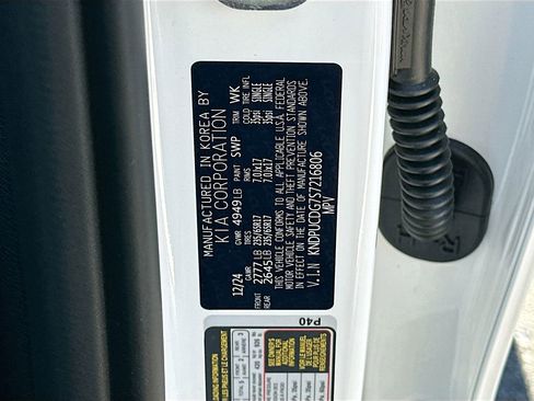 Certified 2025 Kia Sportage LX AWD/4WD image 29