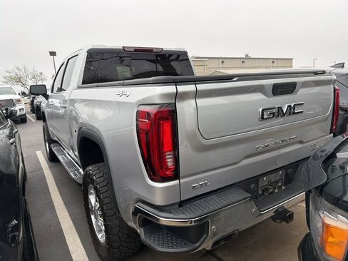Used 2020 GMC Sierra 1500 SLT w/ SLT Premium Plus Package image 4